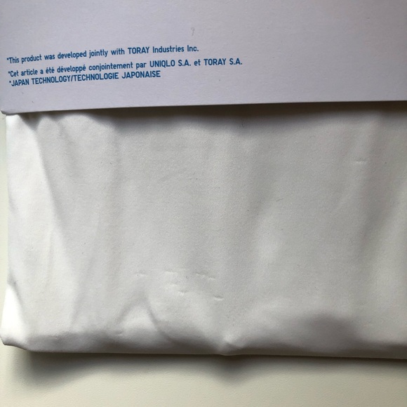 Uniqlo Hana Tajima Airism Turtleneck Size S - Picture 3 of 4